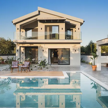 Vila The Olive Nest By 