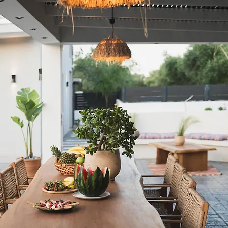 Vila The Olive Nest By 